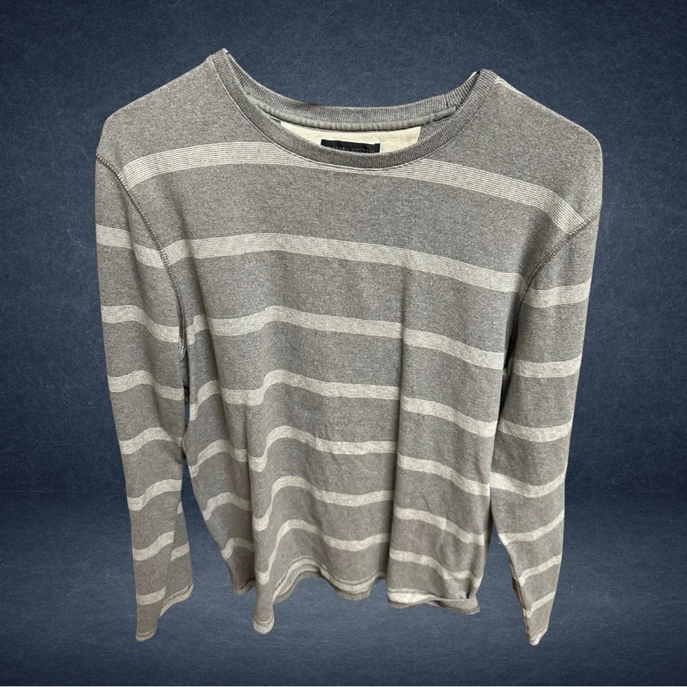 Banana Republic Striped long sleeve - Gray (Size Large)